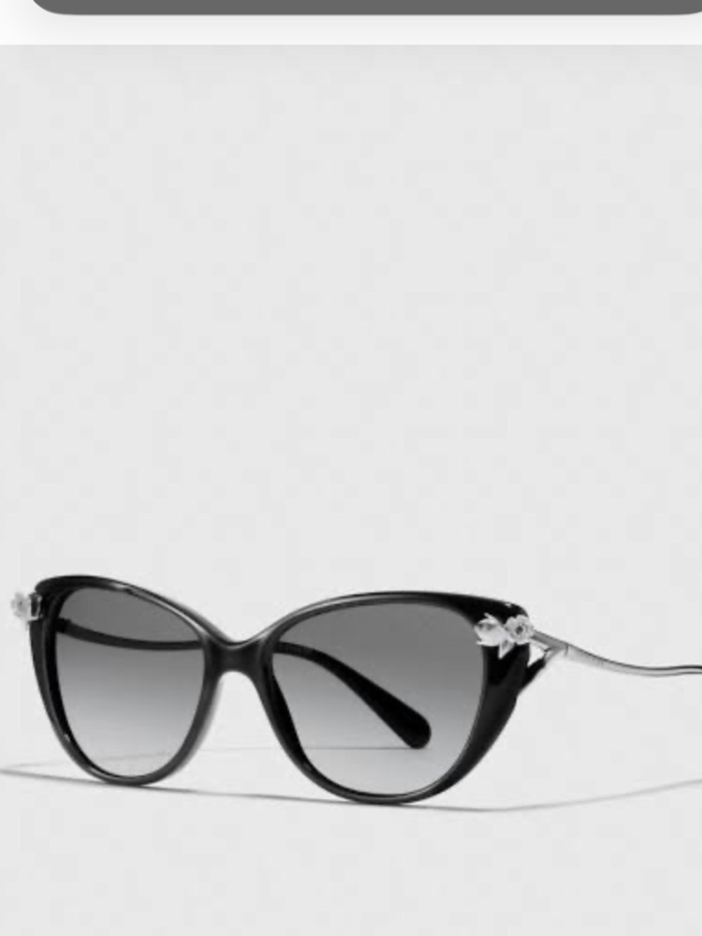 Coach Woman’s Black Tea Rose Sunglasses. Cat Eye Shape - Picture 14 of 14